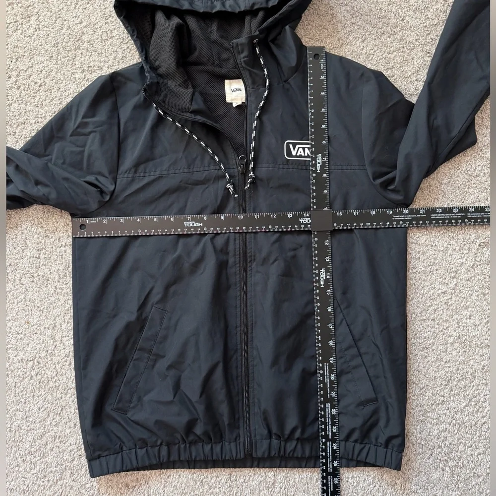Vans Windbreaker Jacket Mens M Black Hooded Full Zip Lightweight Skate - Picture 9 of 9